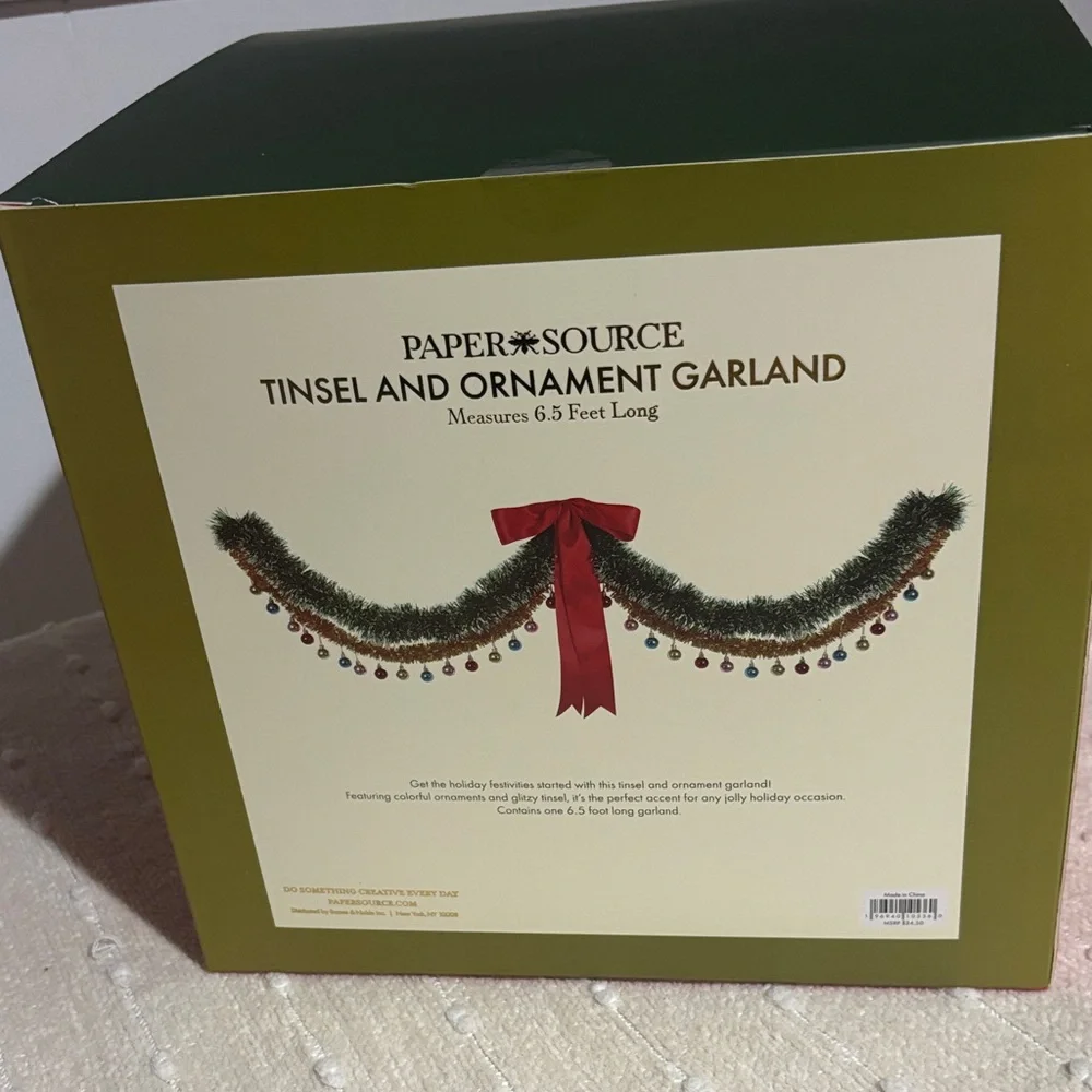 Paper Source Festive Garland with Green and Gold Tinsel
